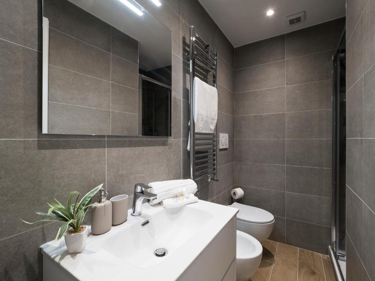 Casa Design Con A/C E Wifi_7 Minuti Ciampino Aeroporto Apartment Ngoại thất bức ảnh